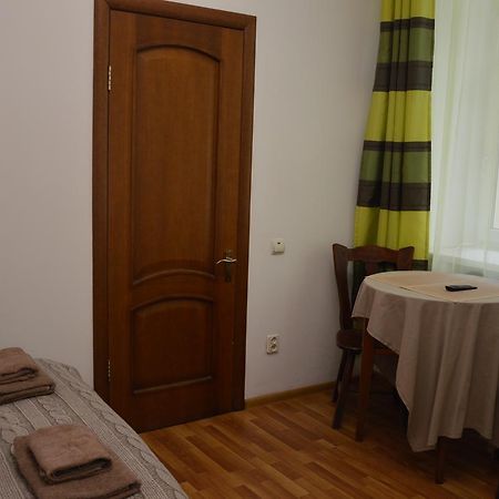 Cozy Apartment In The Center Of Lviv Exterior photo